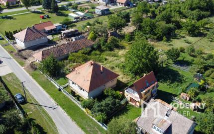 Na predaj rodinný dom vhodný na rekonštrukciu v Lúčnici nad Žitavou