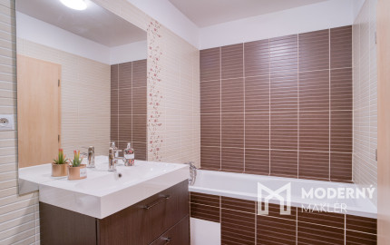 Na predaj priestranný 1-izbový byt v Miloslavove