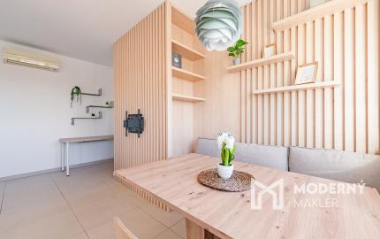 Na prenájom 2-izbový byt v centre Šamorína