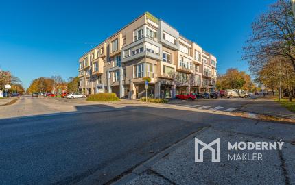 Na prenájom 2-izbový byt v centre Šamorína