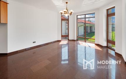 Na predaj 6-izbové rodinné sídlo v Šamoríne