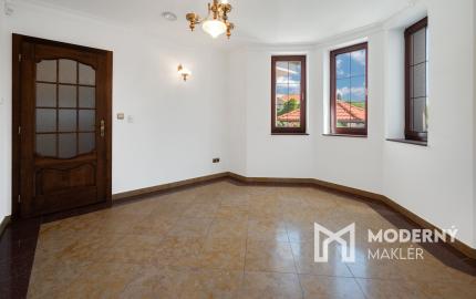 Na predaj 6-izbové rodinné sídlo v Šamoríne