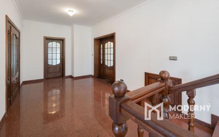 Na predaj 6-izbové rodinné sídlo v Šamoríne