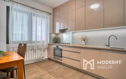 Na predaj 5-izbový rodinný dom – Bratislava, Vrakuňa