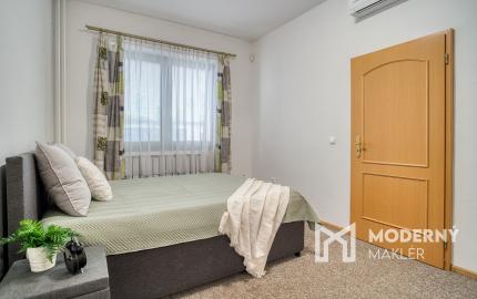 Na predaj 5-izbový rodinný dom – Bratislava, Vrakuňa