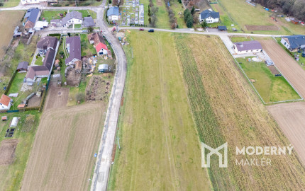 Na predaj pozemok v Pochabanoch