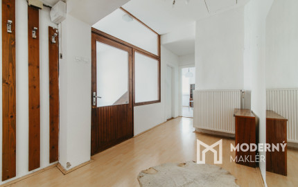 Na predaj rodinný dom s garážou vo Vrútkach