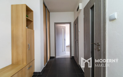 REZERVOVANÉ Na predaj 2-izbový byt s loggiou v Martine