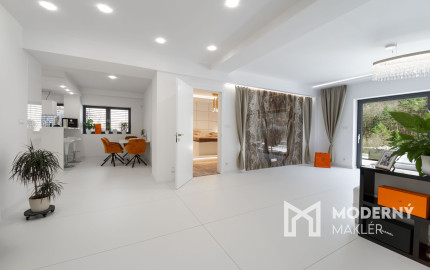 Na predaj nadštandardný 3- izbový byt v jedinečnej lokalite Súľov