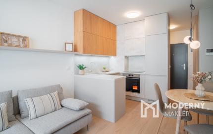 Na prenájom štýlový 2-izbový byt  vo vyhľadávanej lokalite Starého mesta