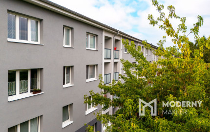 REZERVOVANÉ: Na predaj štýlový 3-izbový byt v centre Starej Turej