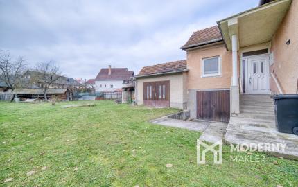 Na predaj rodinný dom vhodný na rekonštrukciu v Uhrovci