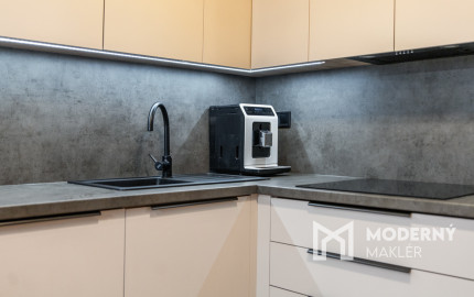 Na predaj 3-izbový byt v Trenčíne