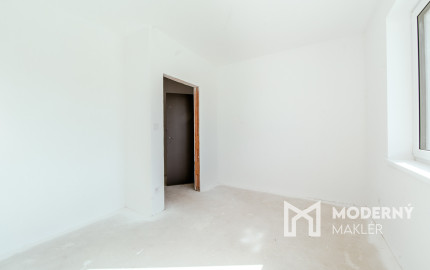 Na predaj moderný 4-izbový byt s vlastnou záhradou