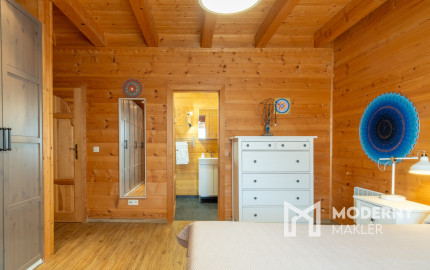 Na predaj dom snov–rodinné sídlo s jazierkom na kúpanie a panoramatickým výhľadom na Vysoké Tatry