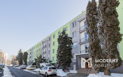 Na predaj luxusne zrekonštruovaný 3-izbový byt ulica Tyršová Humenné