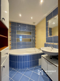 Kompletne zariadený 3-izbový byt s loggiou a garážovým státím v cene