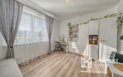 Na predaj kompletne zariadený rodinný dom vo Voderadoch