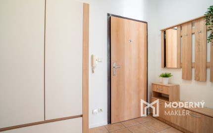 Na prenájom 2-izbový byt v tichej časti centra Malaciek