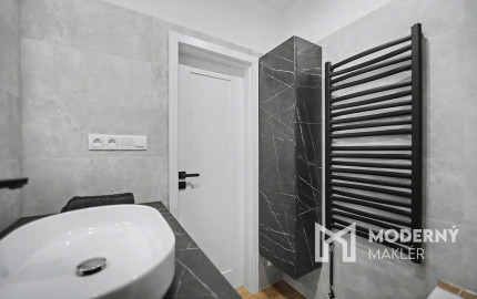 REZERVOVANÉ Na predaj moderný 3-izbový byt v Martine/Priekopa