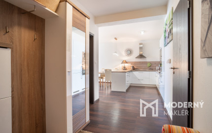 Na predaj 3-izbový byt v tichej časti Senca s parkovaním