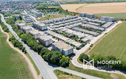 Na predaj 3-izbový byt v tichej časti Senca s parkovaním