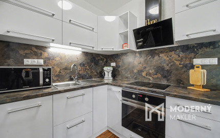 Na predaj luxusná rekreačná chata v obci Stará Lesná