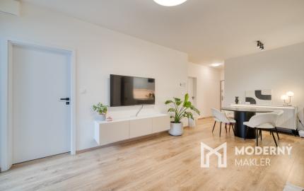 Na predaj zariadený 2-izbový byt s balkónom v Rovinke