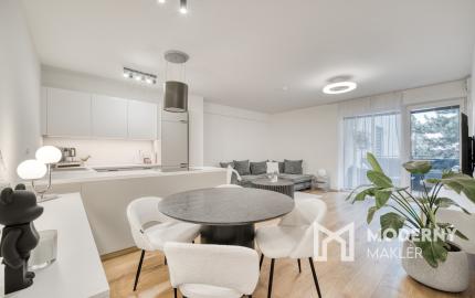 Na predaj zariadený 2-izbový byt s balkónom v Rovinke