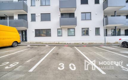 Na predaj zariadený 2-izbový byt s balkónom v Rovinke