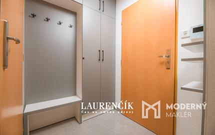 NA PREDAJ | Kompletne zrekonštruovaný 2-izbový byt v Trenčíne