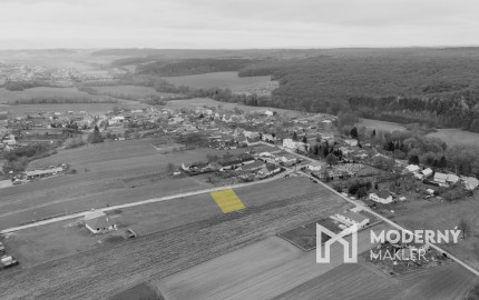 Na predaj pozemok v Pochabanoch