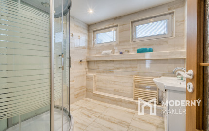 Na predaj rodinný dom v Chynoranoch