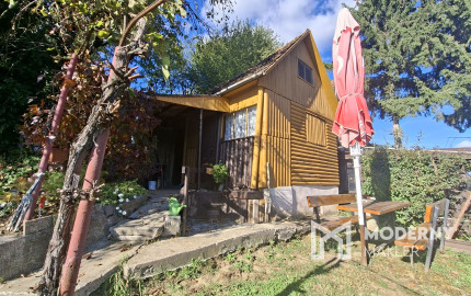 ZNÍŽENÁ CENA: Na predaj chata so záhradou v Bánovciach nad Bebravou