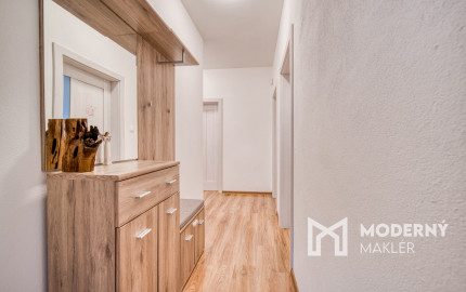 Na predaj príjemný 4-izbový byt so záhradou v Tomášove