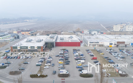 Na odstúpenie zabehnutá kaviareň s detským ihriskom