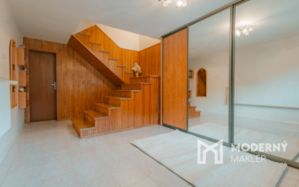 Na predaj rodinný dom vo Veľkom Rovnom