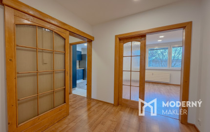 Na prenájom 3-izbový byt v Lednických Rovniach