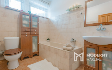 Na predaj rodinný dom vo Veľkom Rovnom