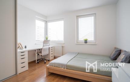 Na prenájom moderný 2-izbový byt s parkovacím miestom v centre Malaciek