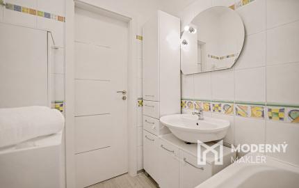 Na predaj  3-izbový byt s dvoma loggiami v Petržalke BA.