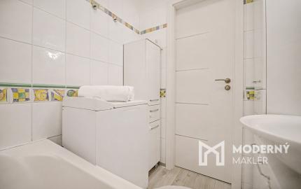 Na predaj  3-izbový byt s dvoma loggiami v Petržalke BA.