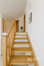 REZERVOVANÉ: Na predaj poschodový 5-izbový rodinný dom v obci Beluša