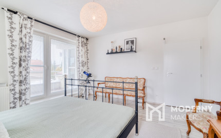 Na predaj veľkorysý 3-izbový byt s parkovacím státím v Rovinke