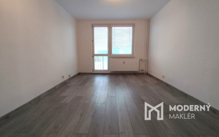 Na prenájom zrekonštruovaný 2-izbový byt v Bánovciach nad Bebravou