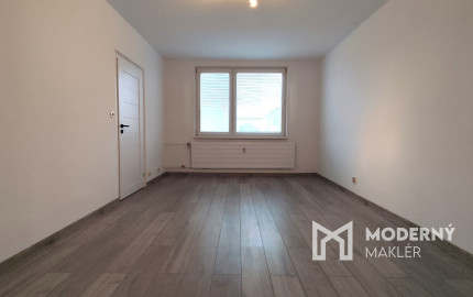 Na prenájom zrekonštruovaný 2-izbový byt v Bánovciach nad Bebravou