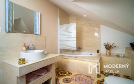 Na predaj priestranný rodinný dom v obci Zlaté Klasy