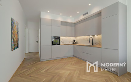 Na predaj priestranný 3-izbový byt v Martine - Zaturčie