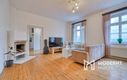 Na prenájom priestranný 4-izbový byt pri OC Nivy