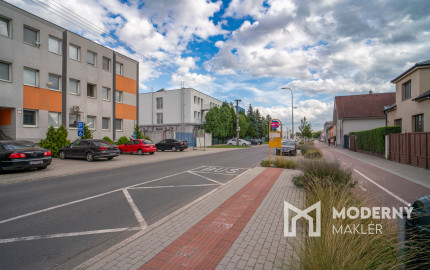 Na prenájom garsónka s parkovacím miestom v Malackách